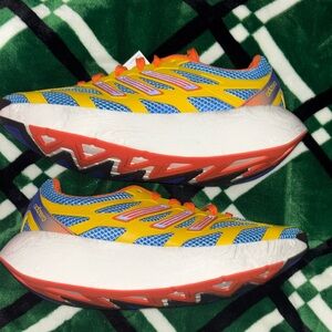 Adidas Aruku Yellow and Blue Running Shoes 7 men’s 8 women